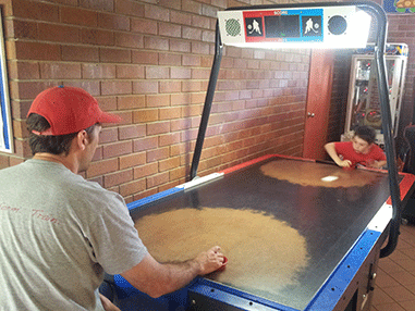 air hockey